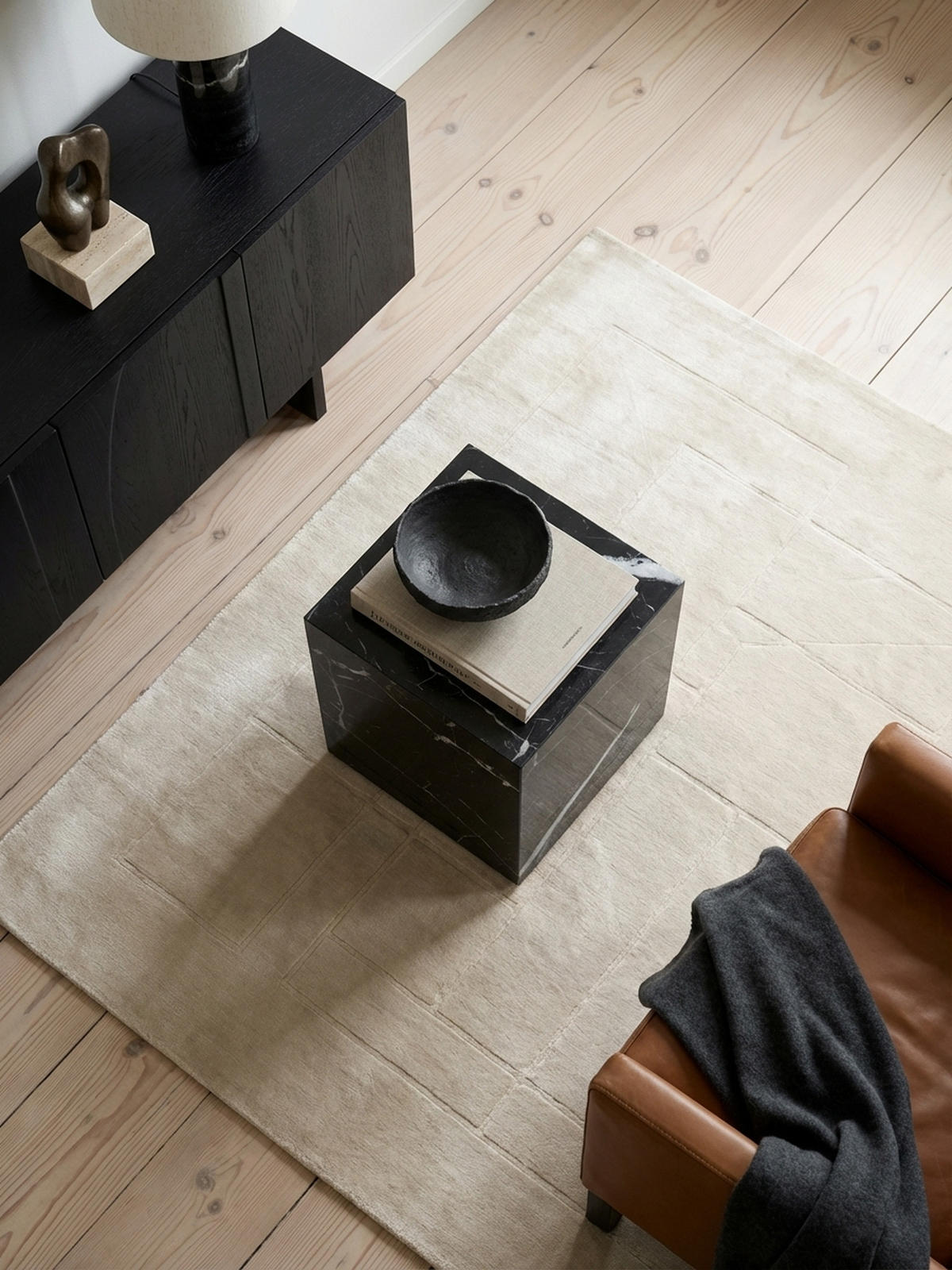 COUCHTISCH MONOBLOC in Hochglanz mit Marmor-Optik, Würfelform, Schwarz 40x40x45 cm - Schwarz, Holzwerkstoff (40/40/45cm) - KADIMA DESIGN