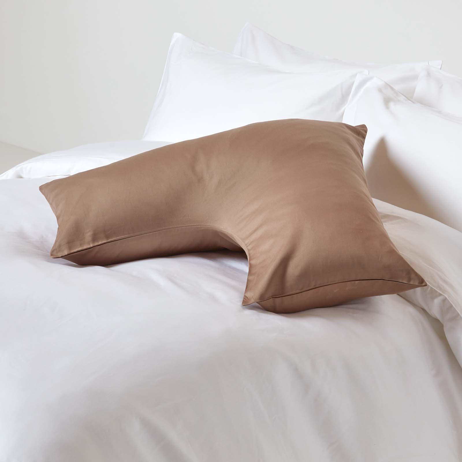 BIO-KISSENBEZUG für V-Form-Kissen, Satin, Fadendichte 400 - Braun, Textil (38/76cm) - Homescapes