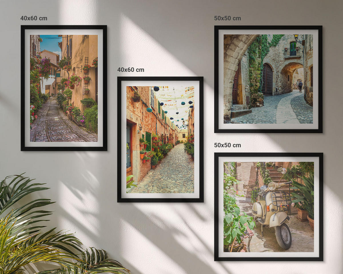 BILDER SET 4er Set - 50x50 cm & 40x60 cm Schwarzer Rahmen - Charmante italienische Straßen und Blumen - Schwarz, Kunststoff (50/50cm) - TULUP