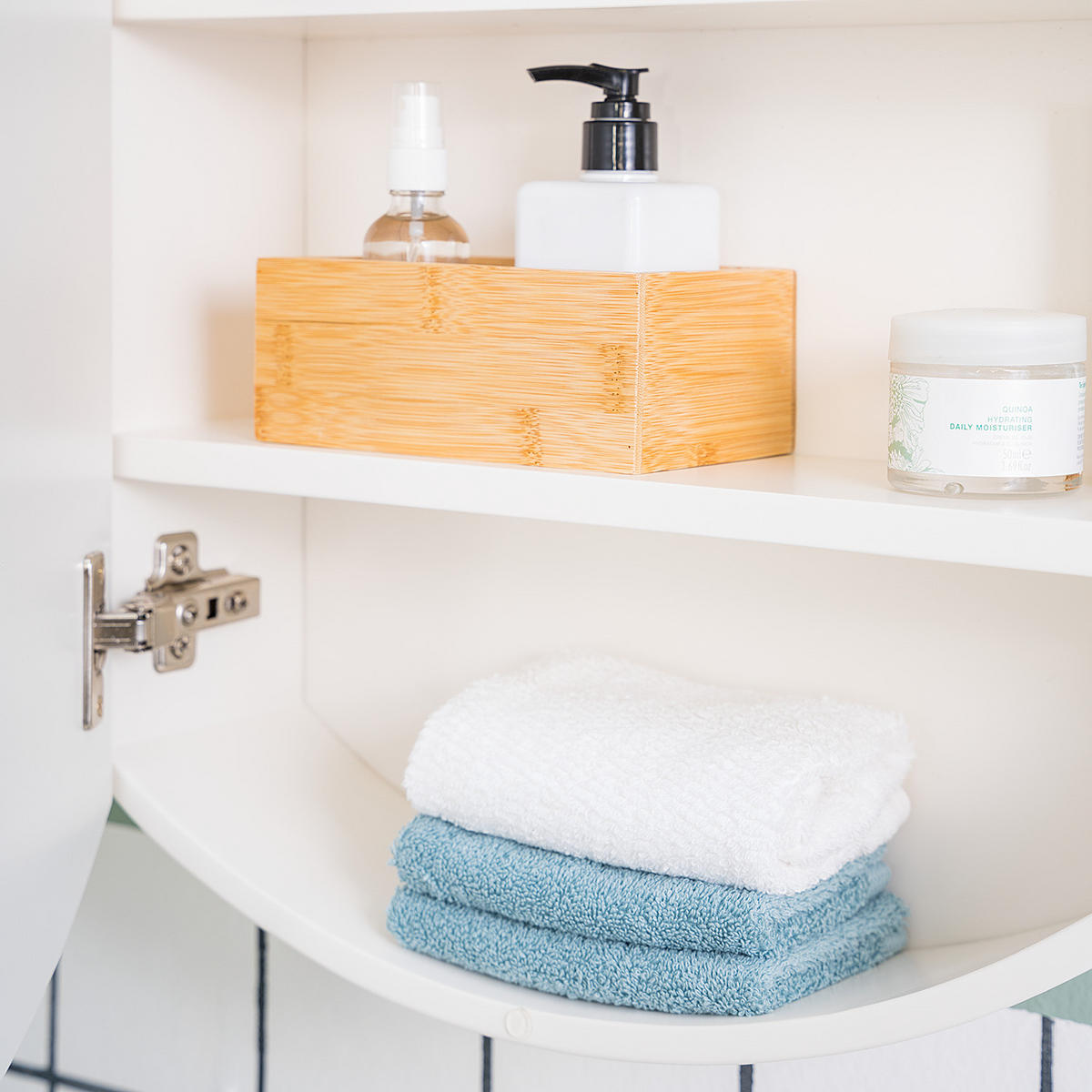 SPIEGELSCHRANK - rund - Weiß, Holzwerkstoff (72/72/16cm) - home24