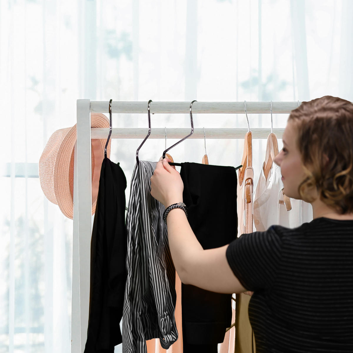 SET Hosenbügel - Schwarz, Kunststoff/Metall (18/0.5/35cm) - Relaxdays