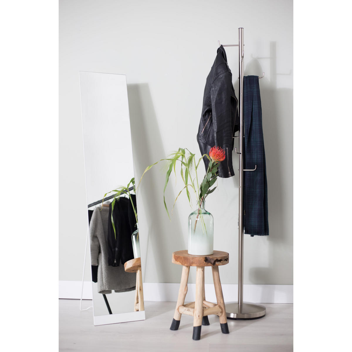 STANDSPIEGEL Stand Spiegel/ Schwarz - Schwarz, Metall (30.5/147.5/36.5cm) - Housecraft Living