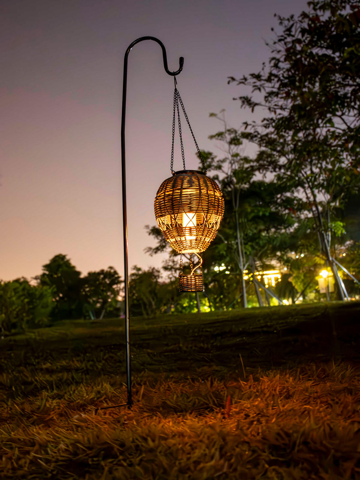 LED-SOLAR-LATERNE - Heißluftballon-Design mit Aufhängung für Garten und Balkon, grau, klein - Grau, Kunststoff (14/14/48cm) - Northpoint