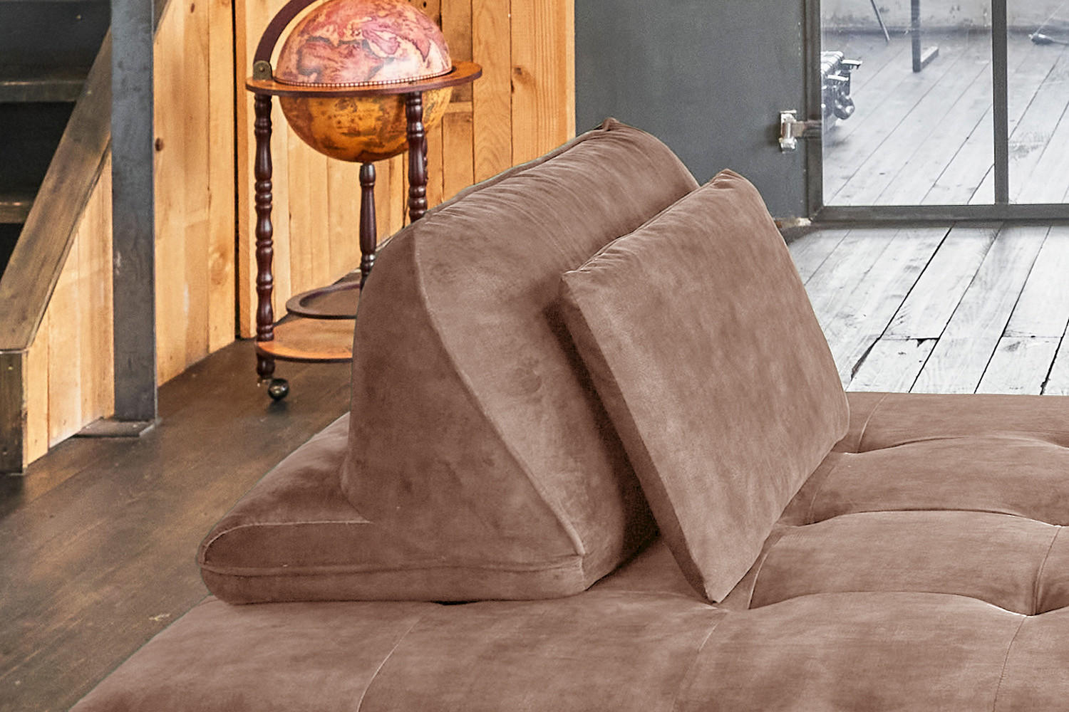 SOFA WIOLO Taupe Velvet - Taupe/Silberfarben, Textil/Metall (240/80/110cm) - KAWOLA