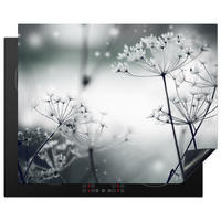 HERDABDECKPLATTE Blumen - Winter - Schnee - Natur Herdabdeckung Induktionsfeld 65x52 cm - Grau, Kunststoff (65/52/0.2cm) - MuchoWow