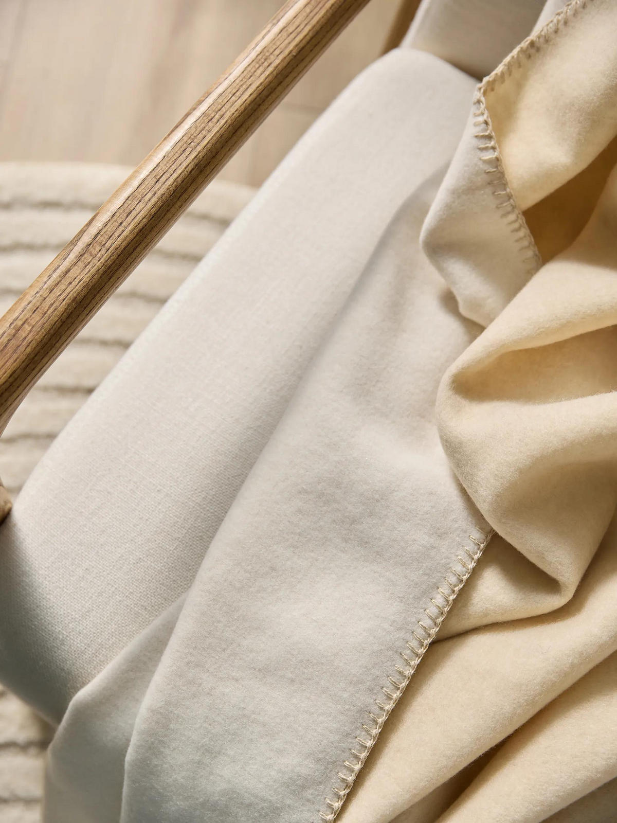 DECKE Mona Cream 140/200 cm - Creme, Textil (140/200cm) - benuta