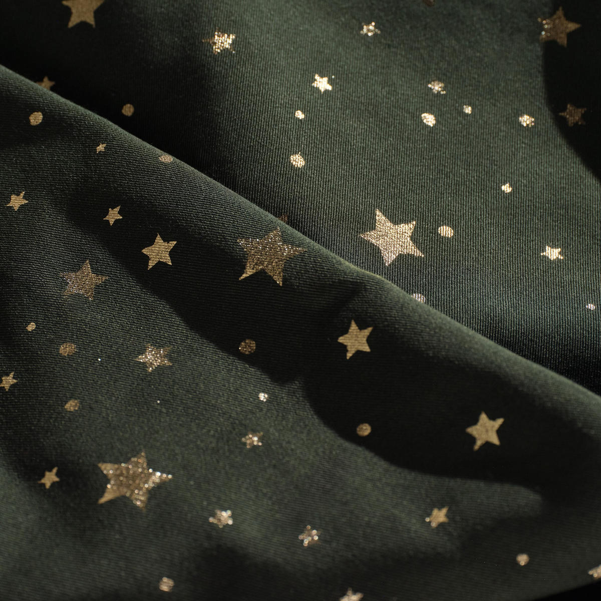 TISCHDECKE Noliso - Dunkelgrün, Textil (180/130/1cm) - home&you