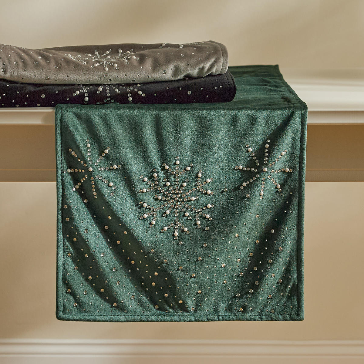 TISCHLÄUFER Bestickter NEVE, 35x180 cm, Grün, Weihnachten Deko Tischdecke, Christmas - Dunkelgrün, Textil (180/35/1cm) - home&you