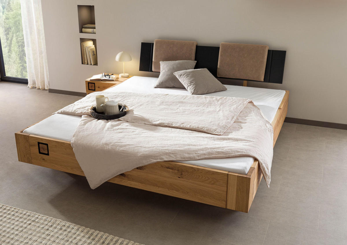 BETT mit Nachttisch Massivholz Wildeiche 140 x 200 x 86 natur KITZBÜHEL #264 - Naturfarben, Holz (140/200cm) - Massivmoebel24