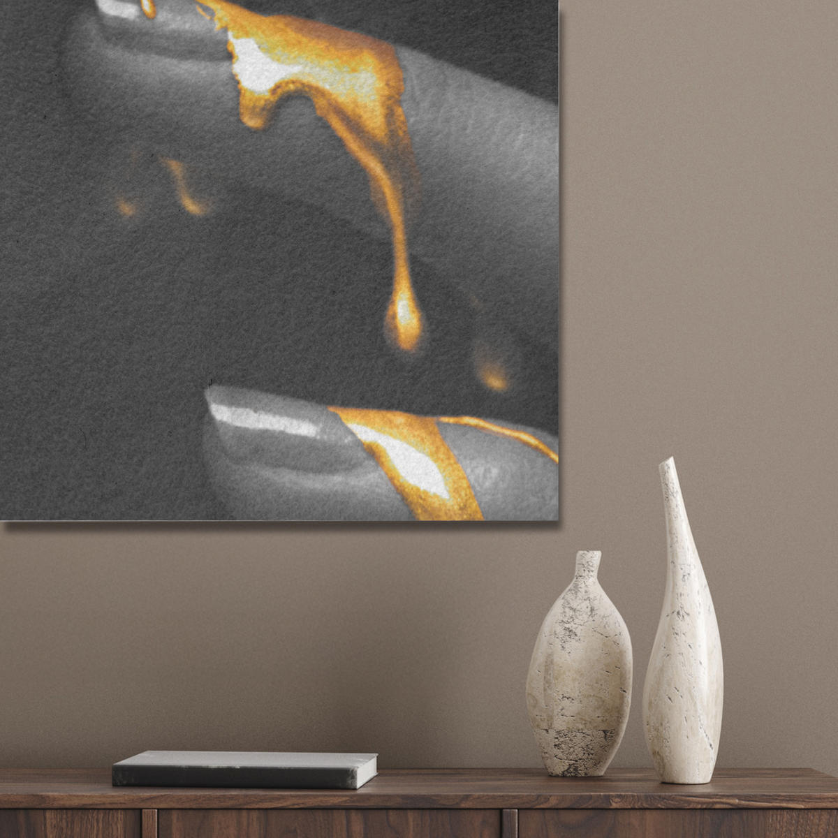 AKUSTIKPANEEL Frau - Schwarz - Gold - Gesicht - Lippen 70x100 cm - Goldfarben, Textil (70/0.9/100cm) - MuchoWow