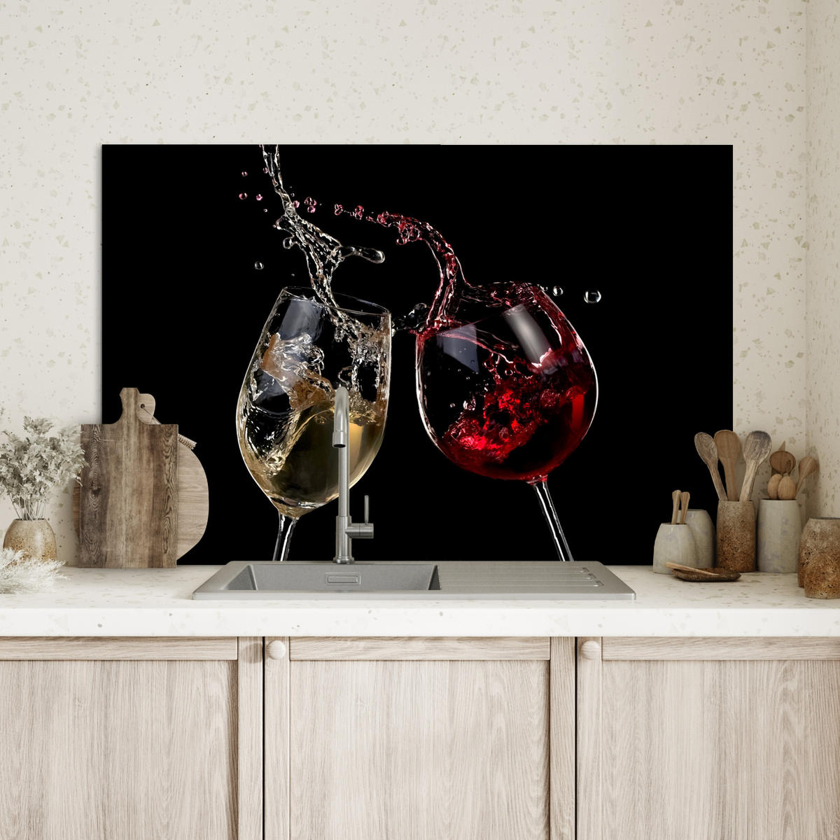 SPRITZSCHUTZ KÜCHE Rotwein - Weißwein - Glas - Schwarz 80x55 cm - Weinrot, Metall (80/0.3/55cm) - MuchoWow