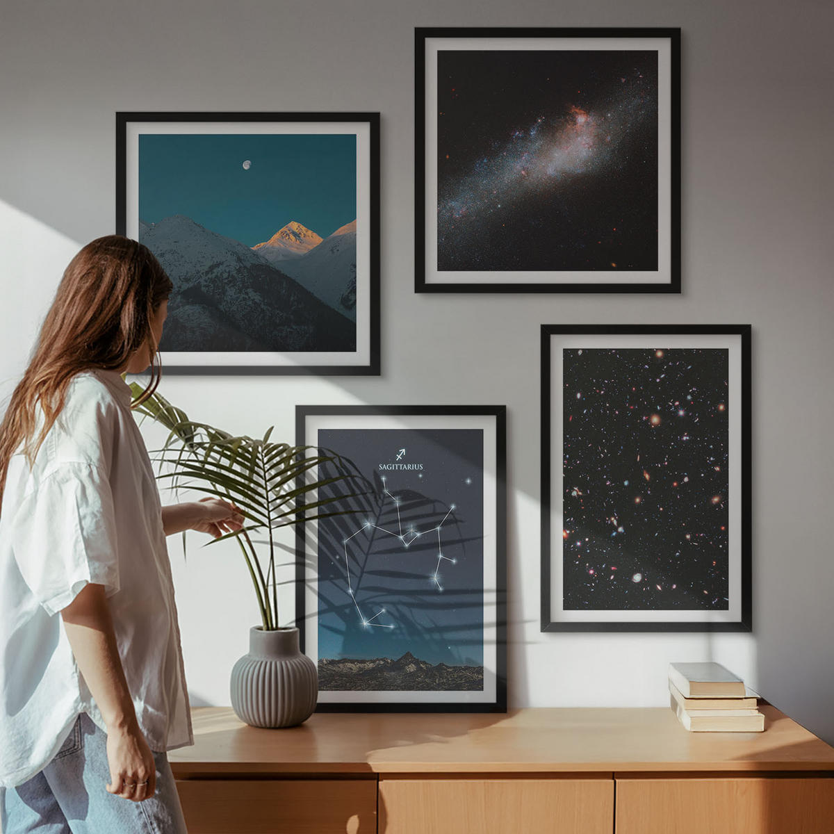 BILDER SET 4er Set - 50x50 cm & 40x60 cm Schwarzer Rahmen - Galaxien, Sternbilder, Weltraum, Schütze - Schwarz, Kunststoff (50/50cm) - TULUP