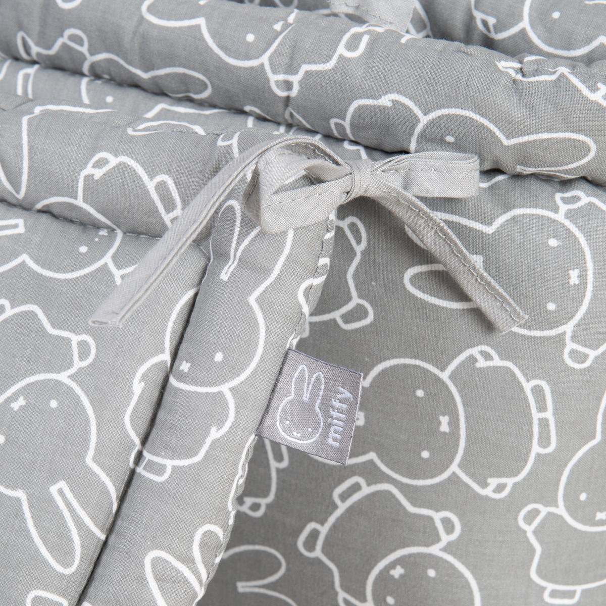 NESTCHEN miffy® - Grau, Textil (170/3cm) - Roba