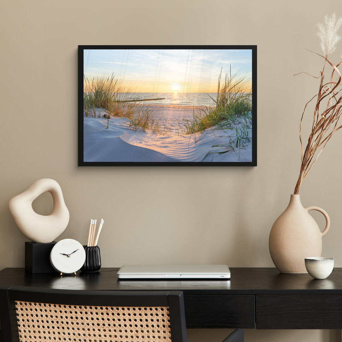 ZARÁMOVANÝ PLAGÁT Pláž - Slnko - Duny - Tráva - Piesok - Horizont 60x40 cm - svetlomodrá, papier (60/40cm) - MuchoWow