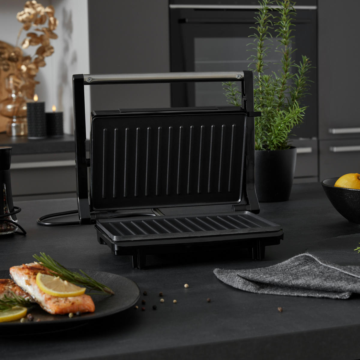 KONTAKTGRILL Fred in Schwarz max. 750 Watt - Schwarz, Metall (21.8/8.6/27.9cm) - Mömax