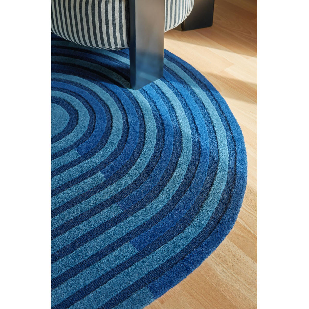 TEPPICH handgetuftet aus Wolle mit geometrischem S-förmigem Design und Hoch-Niedrig Flor Blau Shaped 150x240 - Blau, Textil (150/240cm) - KADIMA DESIGN