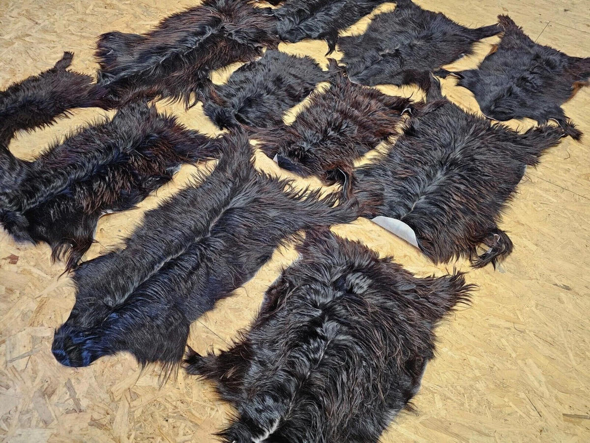 FELL Ziegenfell Eher Dunkel Naturfarben Teppich ca. 90 cm 1.Wahl - Dunkelbraun/Schwarz, Fell (50/90cm) - Provellus