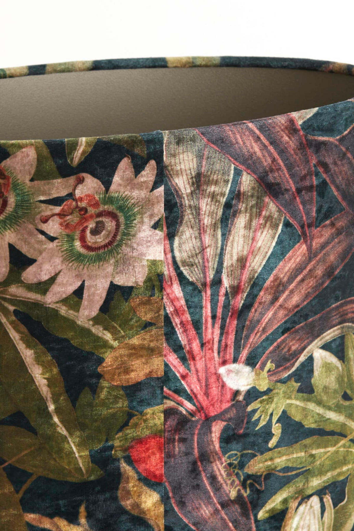 LAMPENSCHIRM Passion Grün 38/17.5/28 cm - Grün, Textil (38/17.5/28cm) - Light & Living