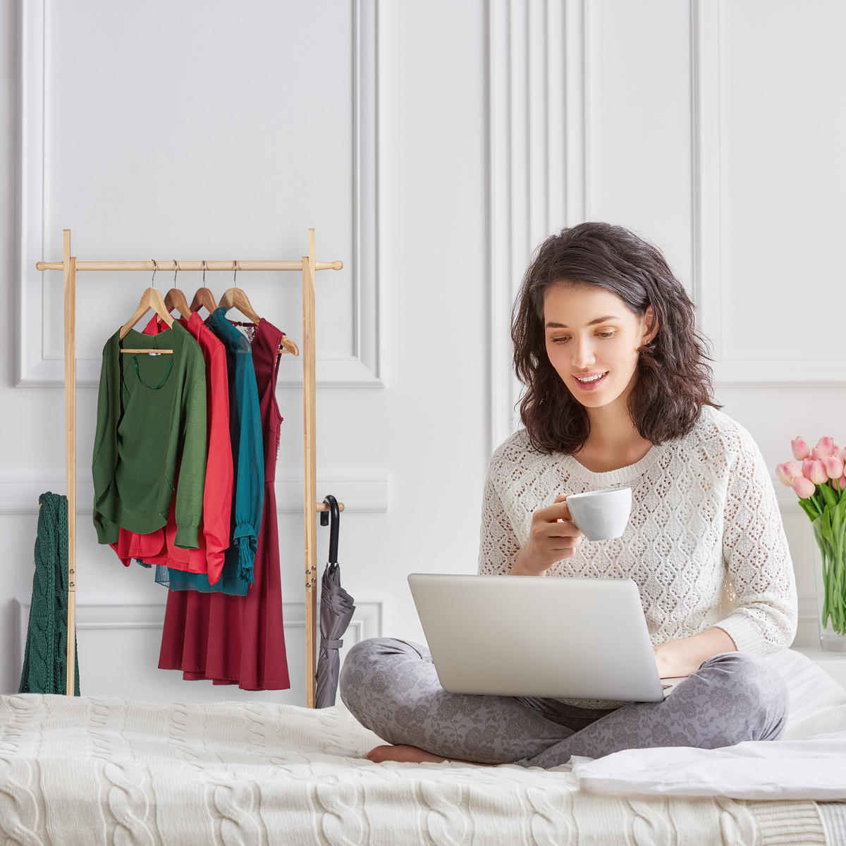 KLEIDERSTÄNDER - Hellbraun, Holz (74/160/42cm) - Relaxdays