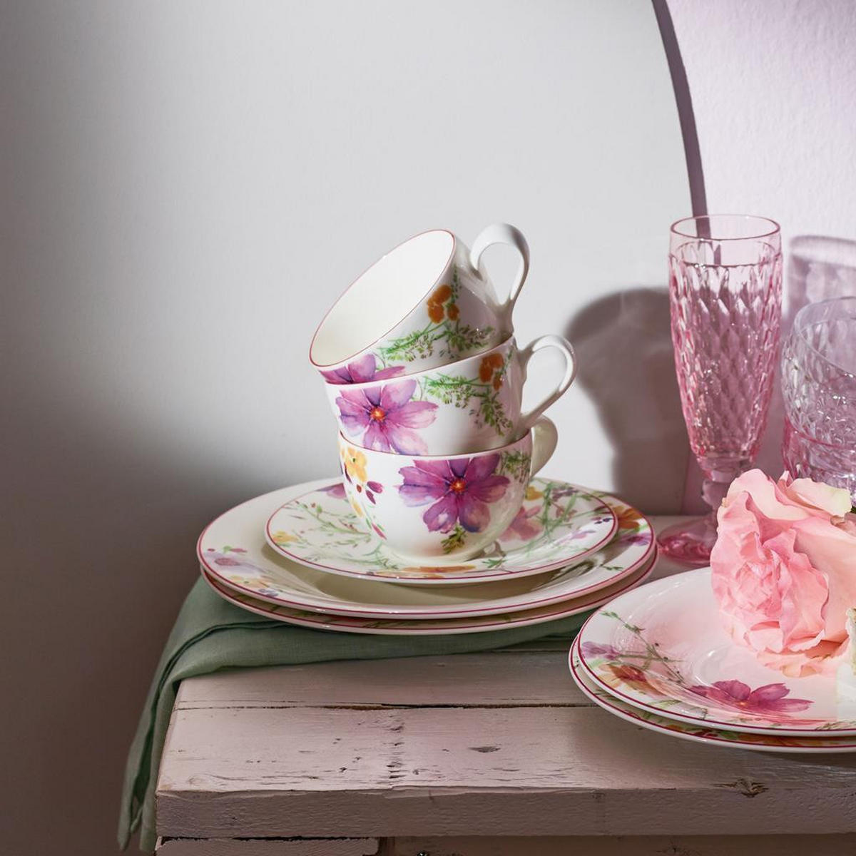 FRÜHSTÜCKSTASSE MIT UNTERTASSE Mariefleur Basic bunt 290 ml - Multicolor, Keramik (0.29L) - Villeroy & Boch