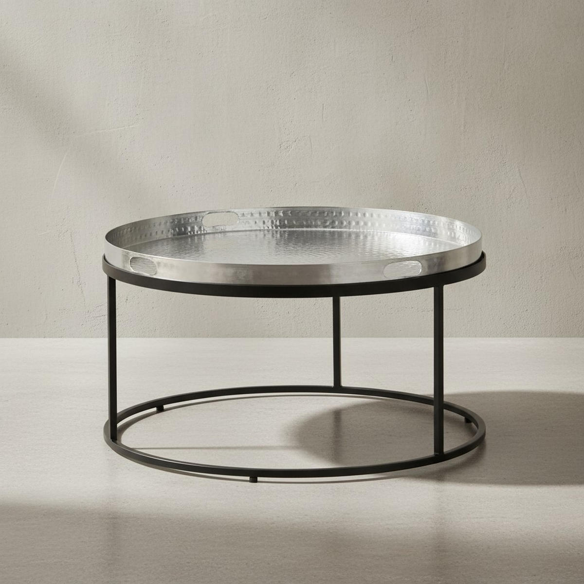 COUCHTISCH mit Hammerschlag-Struktur, abnehmbares Tablett, aus Aluminium und Eisen, Silber 62x62x36 cm - Silberfarben/Schwarz, Metall (62/62/36cm) - KADIMA DESIGN