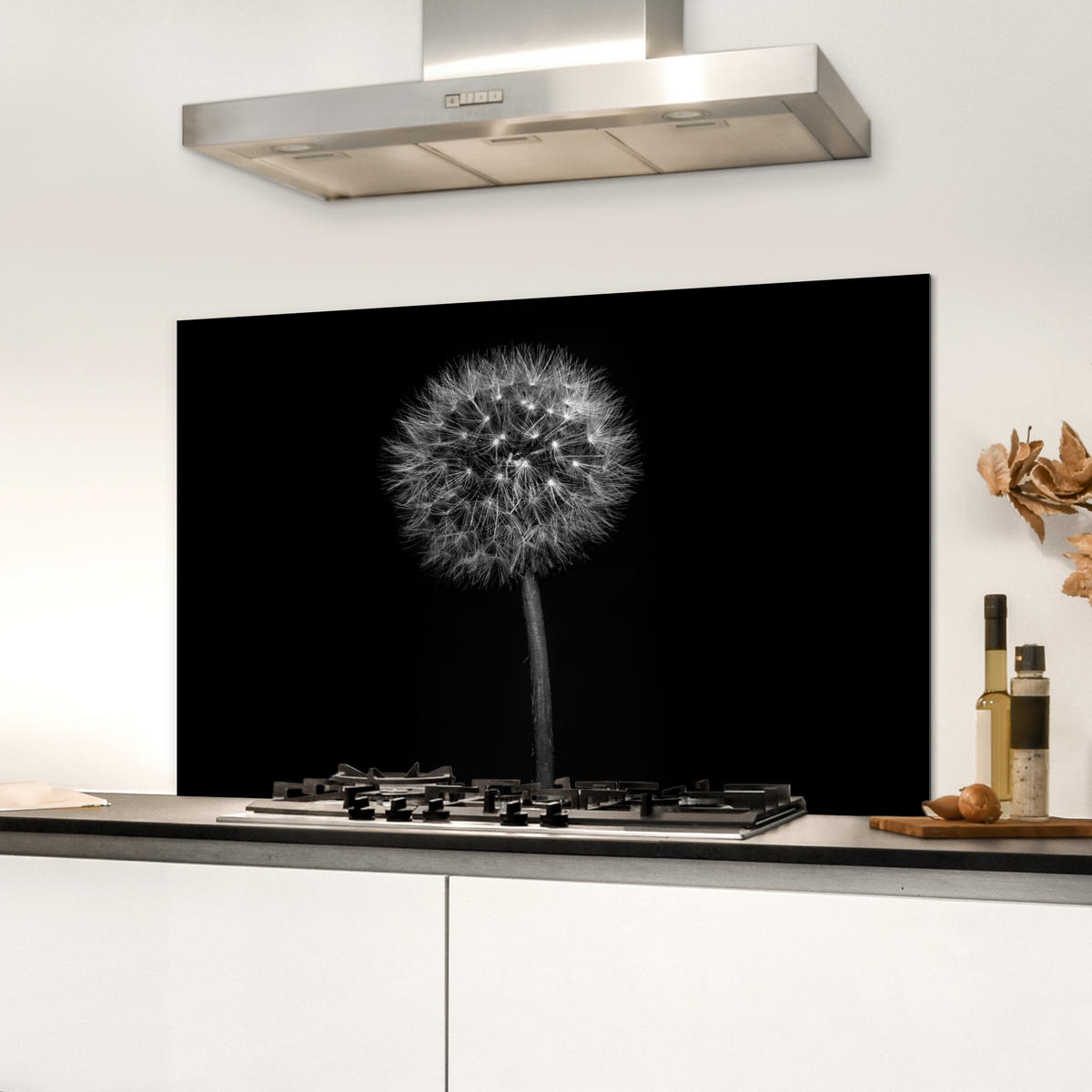 SPRITZSCHUTZ KÜCHE Löwenzahn - Schwarz - Floral - Botanisch 80x55 cm - Grau, Metall (80/0.3/55cm) - MuchoWow