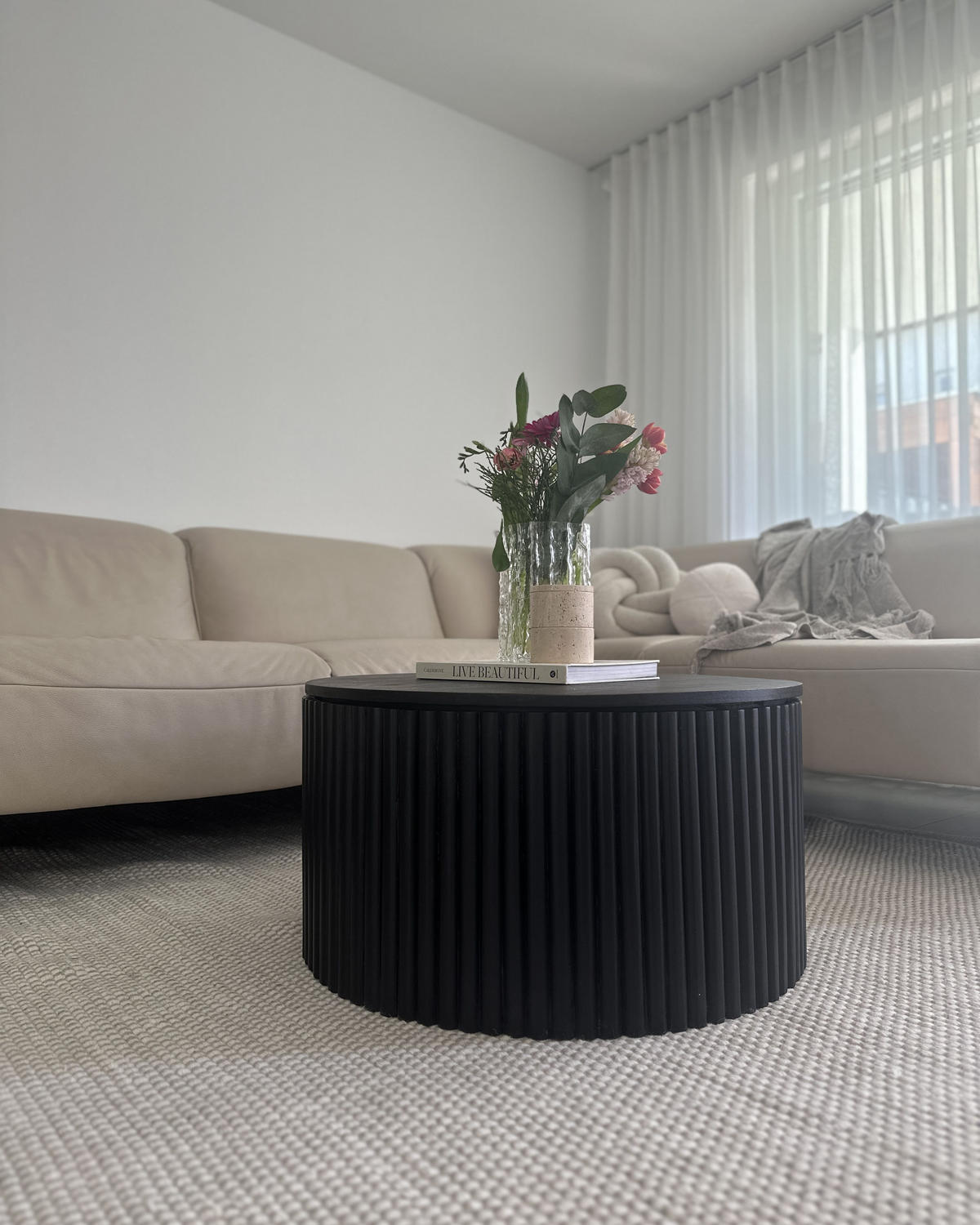KONFERENČNÍ STOLEK Mangové dřevo černý 70 cm s úložným prostorem Kirkwood - černá, dřevo (70/70/37cm) - Beliani