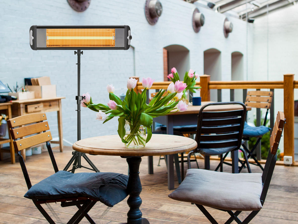 HALOGEN-HEIZUNG auf Standfuß Schwarz outdoortauglich und höhenverstellbar 2500 W - Schwarz, Kunststoff/Metall (84/130/11cm) - Purline