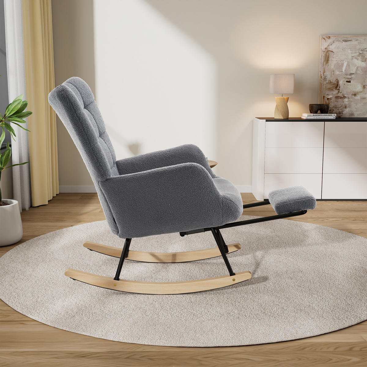 SCHAUKELSTUHL in Grau mit weichem Sherpa-Bezug und ausziehbarer Fußstütze - Naturfarben/Grau, Holz/Textil (68/91/88cm) - CHICFURN