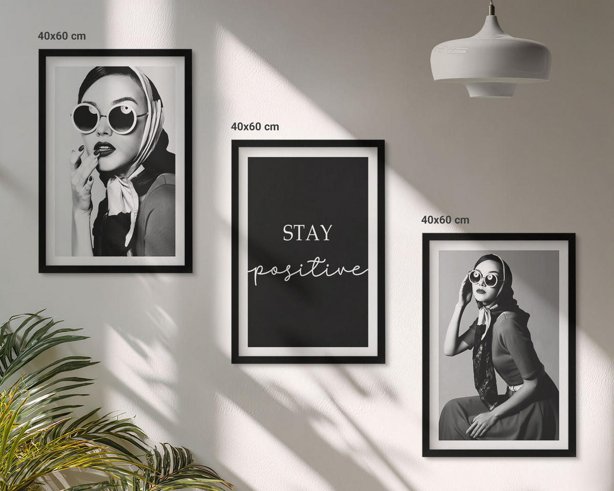 BILDER SET 3er Set - 40x60 cm Schwarzer Rahmen - Stilvolle Porträts von Frauen mit Brille - Schwarz, Kunststoff (40/60cm) - TULUP