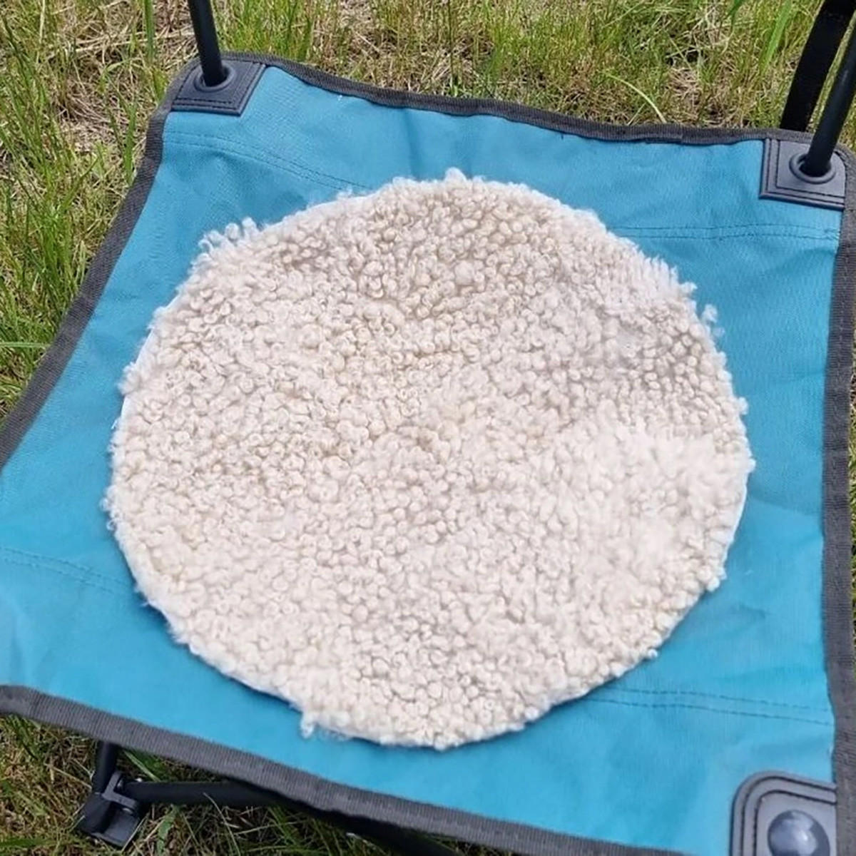 SITZAUFLAGE Lammfell Patchwork natur vernäht weich 37x37 cm Beige Rund - Beige, Fell (37/37cm) - Provellus