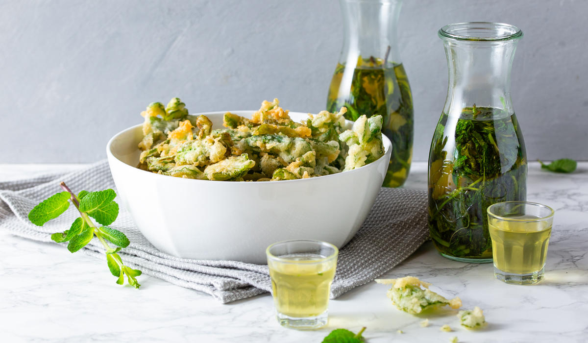 XXXLecker Rezept Minzlikör mit ausgebackener Minze