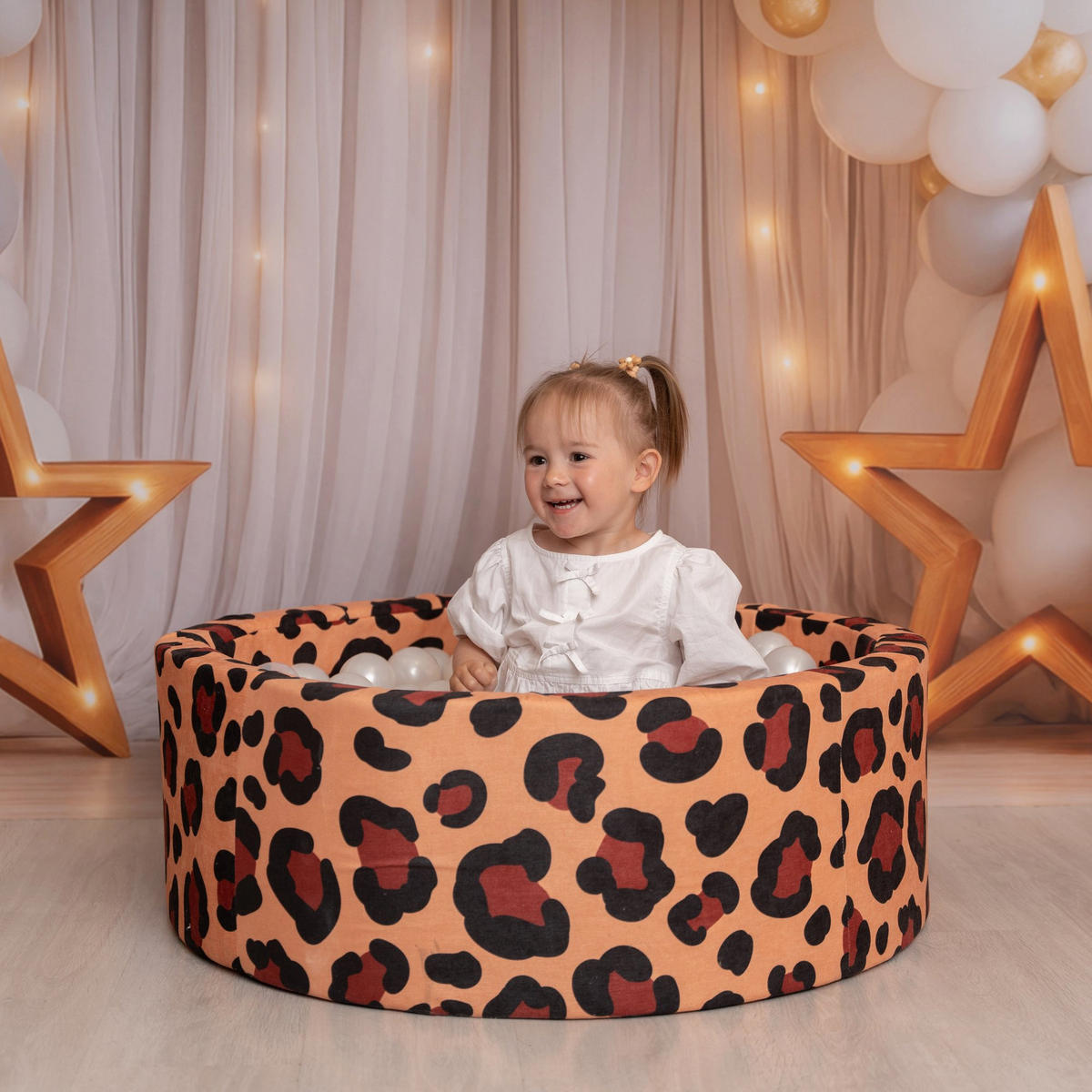 BÄLLEBAD für Kinder 90/30 cm, Rund, Leoparden-Motiv, Orange, inkl. 200 Bällen - Schwarz/Orange, Textil (90cm) - Bees & Blooms