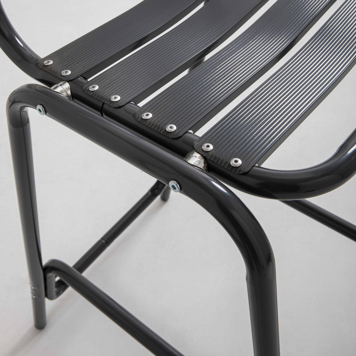 OUTDOOR-BARHOCKER, Grau - Grau, Metall (62/95/45cm) - Oviala