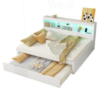 BETT 140/200 cm Weiß aus Spanplatte und MDF mit Bett und LED-Beleuchtung - Weiß, Holzwerkstoff (140/200cm) - OKMYHOME