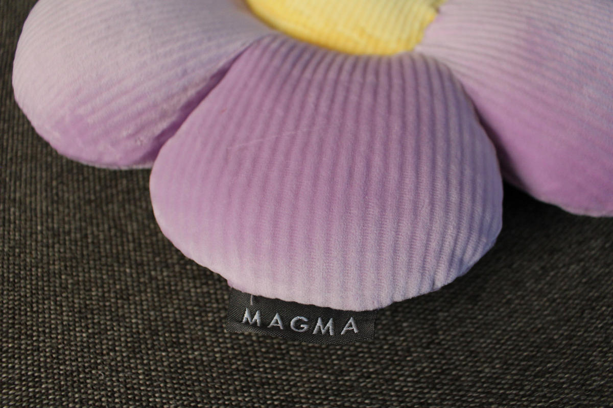 FORMKISSEN klein Blume MINNIE - Lila, Textil (30cm) - Magma Heimtexx