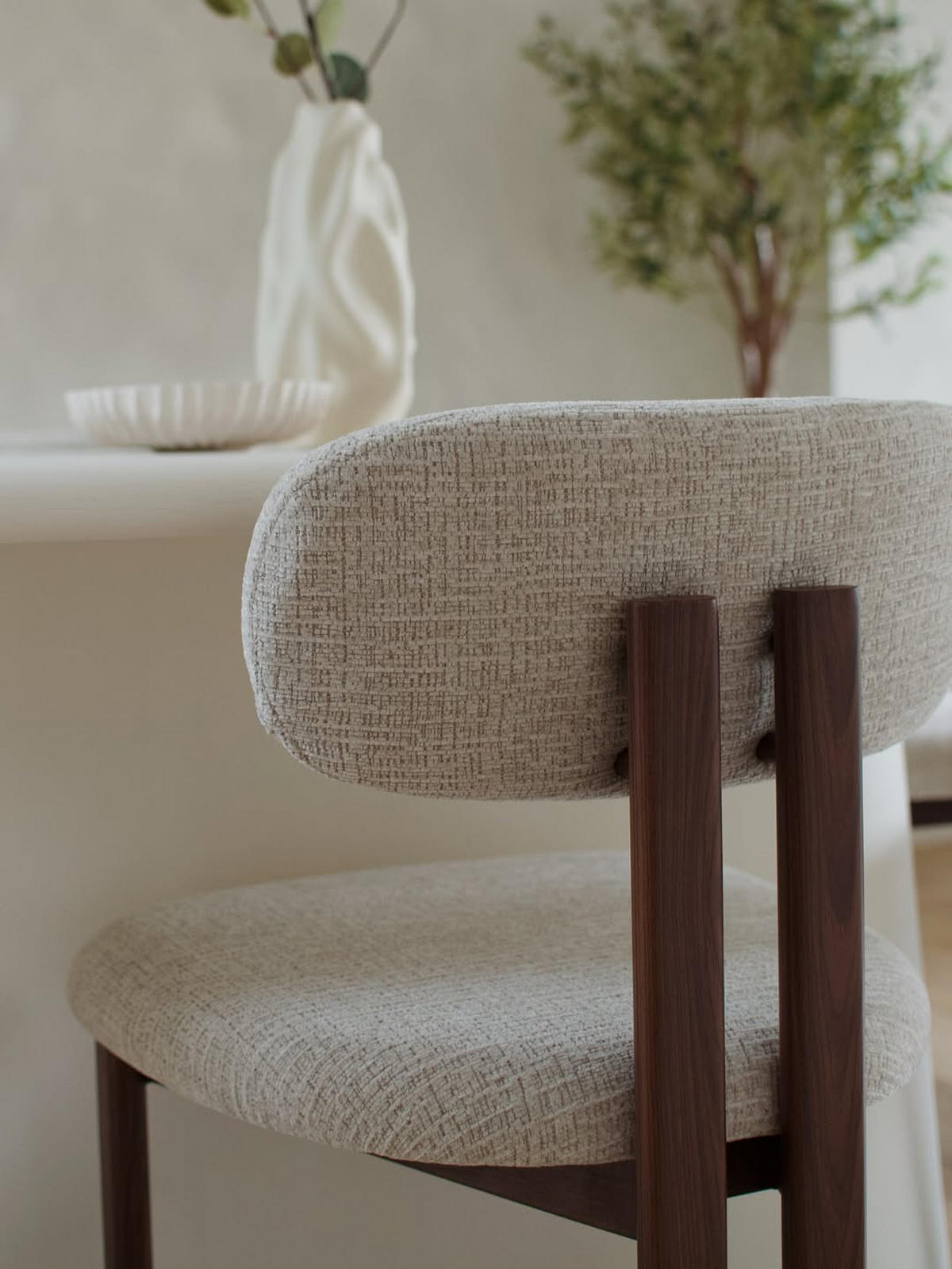 ESSZIMMERSTUHL 2er Set aus Stoff, beige/walnuss - Beige, Textil (51/81/53cm) - Giga Meubel