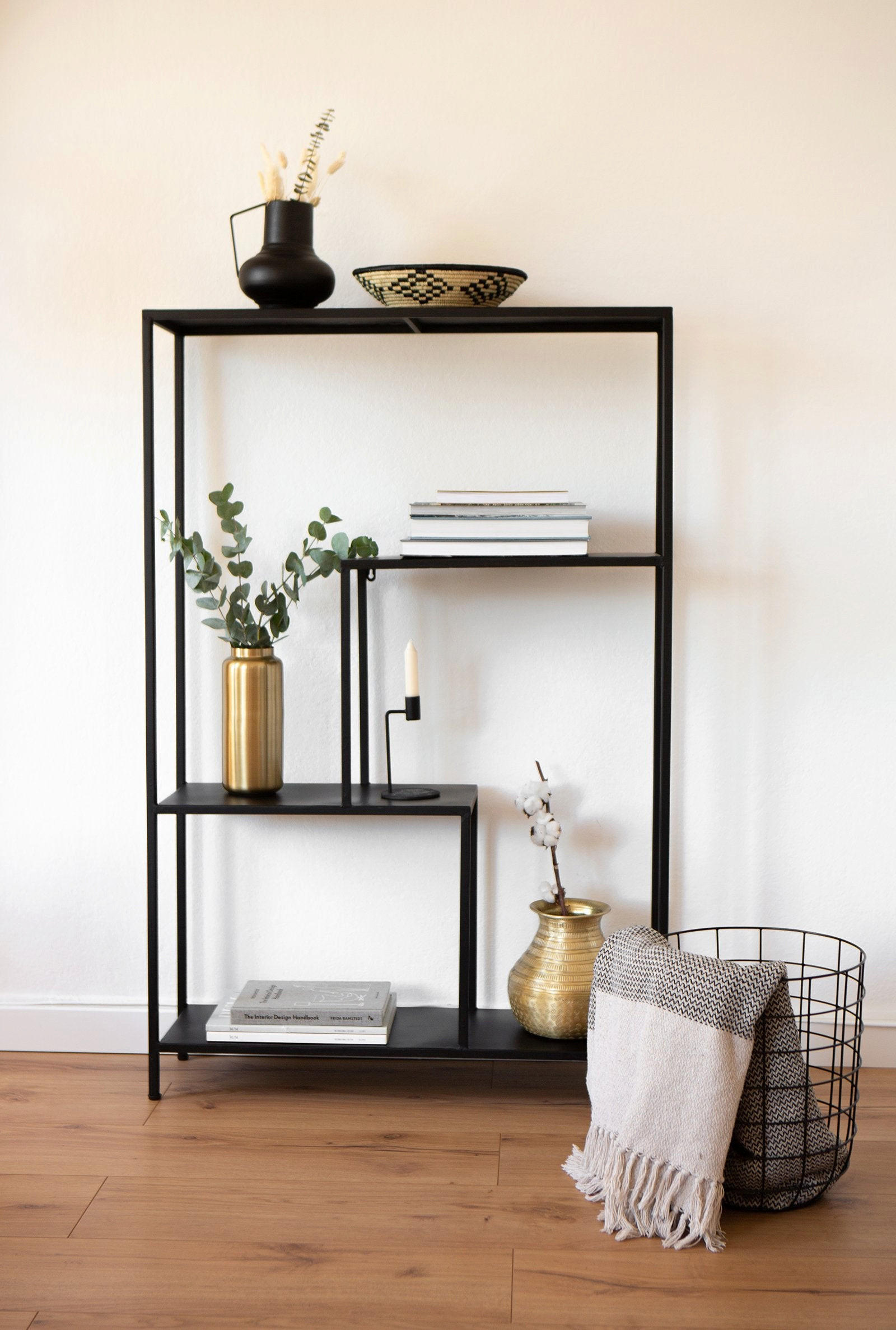 VASE Uzun in Gold Ø10/H25 cm - Goldfarben, Metall (25cm) - LaLe Living
