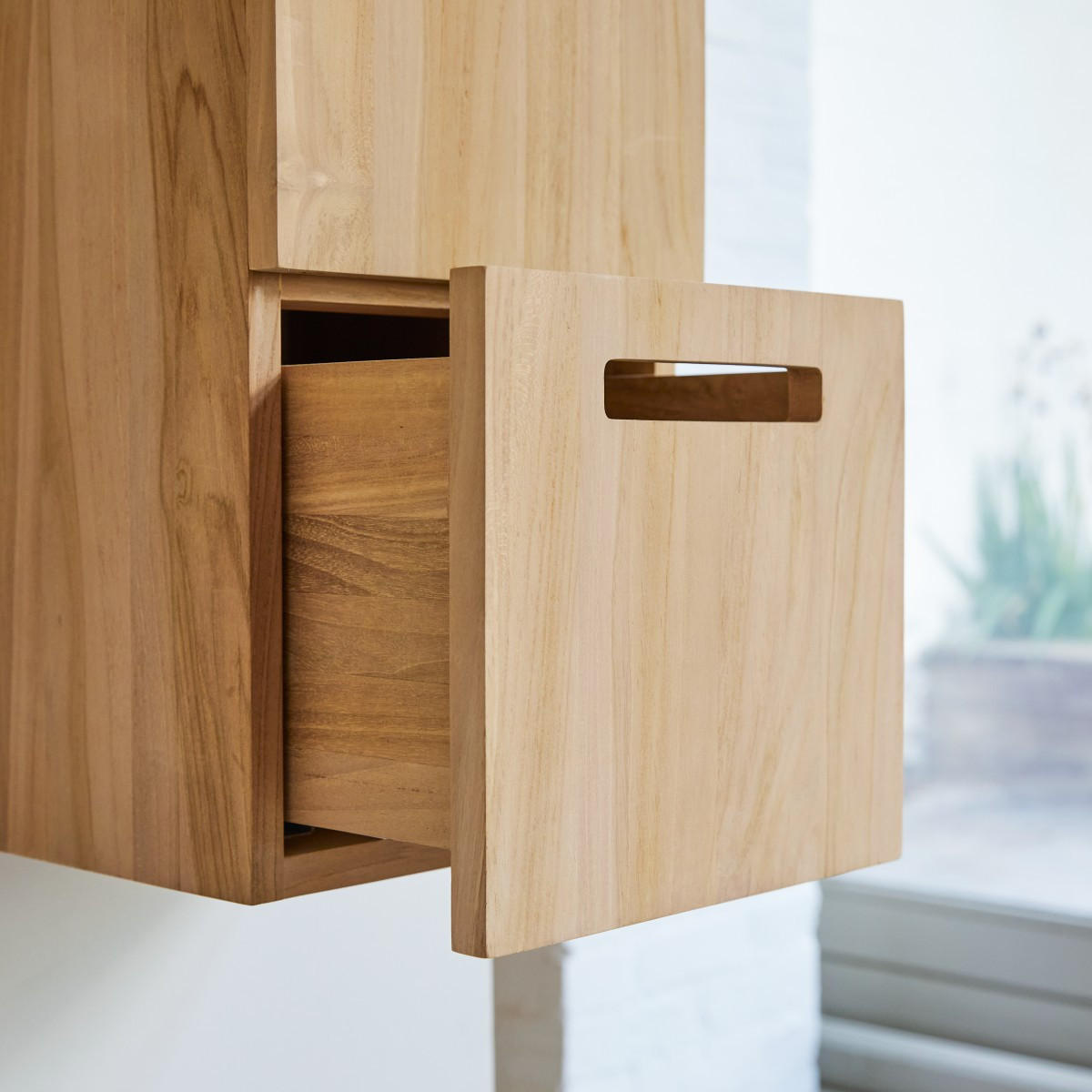 HOCHSCHRANK Line Natur aus Teak - Naturfarben, Holz (30/130/32cm) - Tikamoon