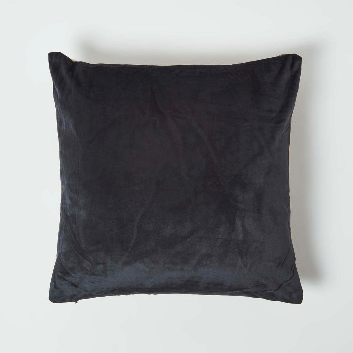 KISSENHÜLLE Tiger – Samt schwarz-gold 46/46 cm - Schwarz, Textil (46/46cm) - Homescapes
