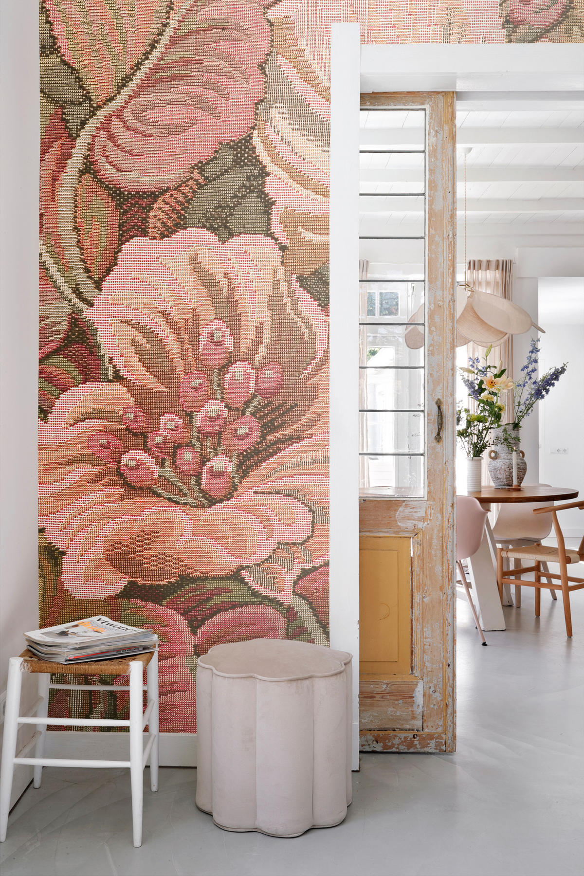 FOTOTAPETE gesticktes Blumenmuster 186 x 279 cm - Pink, Papier (186/279cm) - ESTAhome