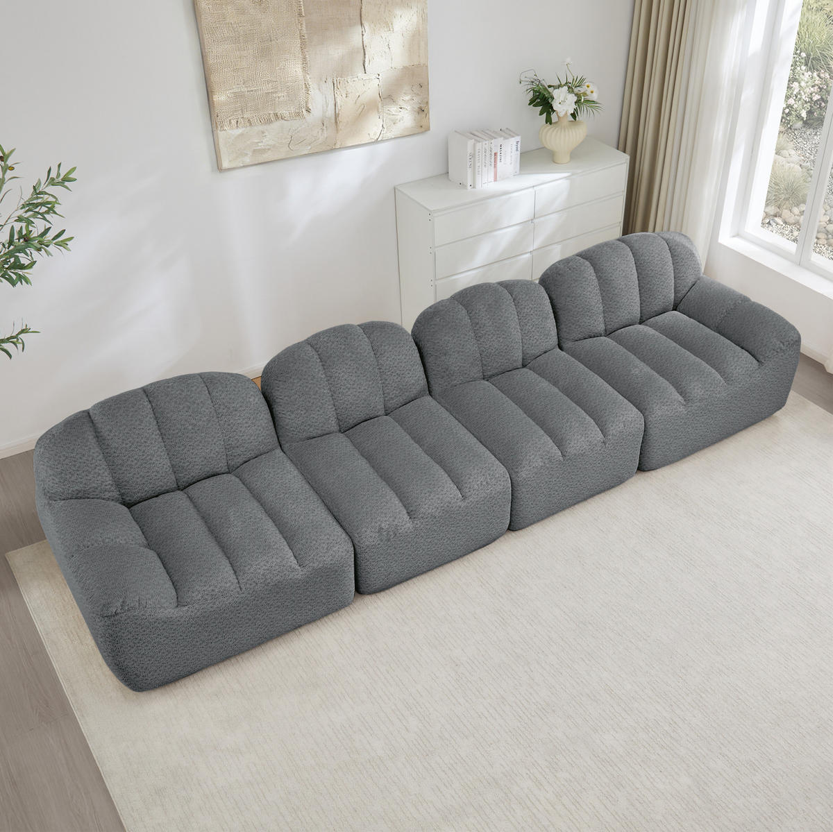 SOFA in Grau aus Granuliertem Fleece mit breiter Sitzfläche - Grau, Textil (104/79/366cm) - Flora Grace