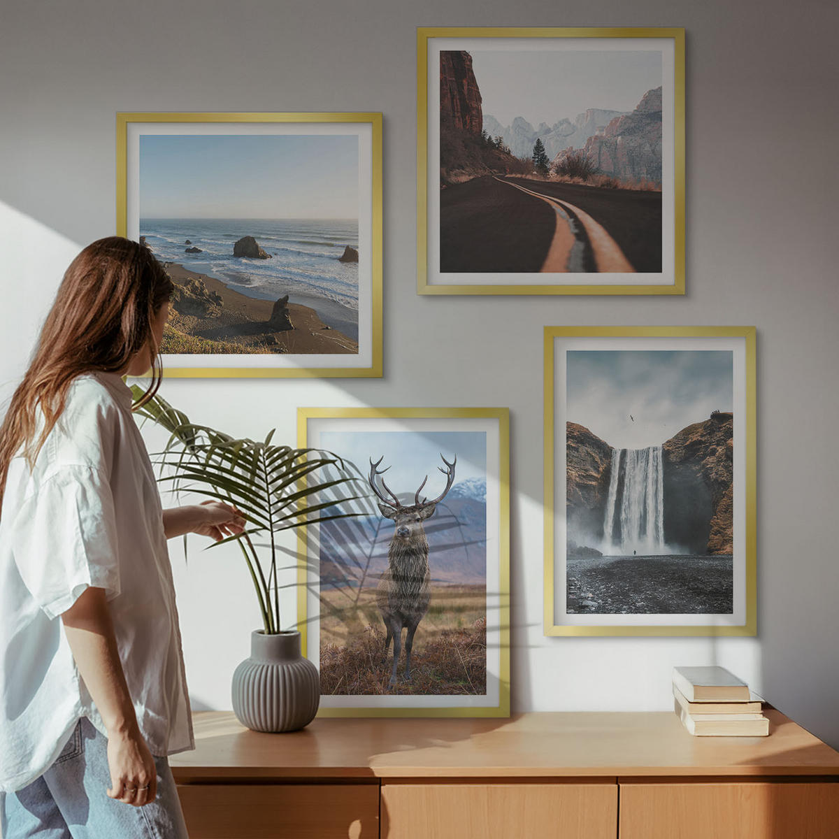 WANDBILDER 4er Set - 50x50 cm & 40x60 cm Goldrahmen - Berglandschaften, Wasserfälle, Hirsche, Strände - Goldfarben, Kunststoff (50/50cm) - ArtPrintCave