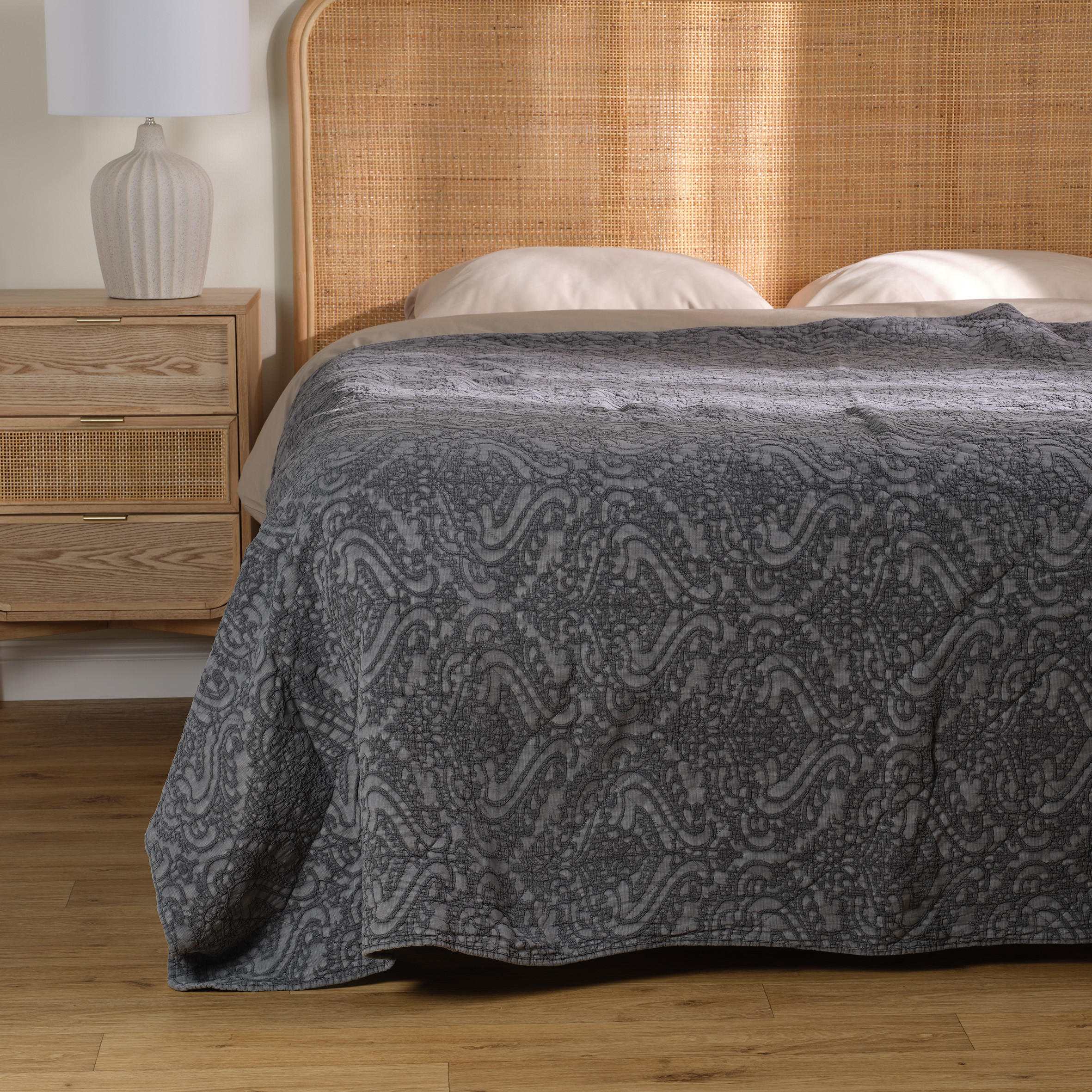 BETTDECKE Doreno - Grau, Textil (200/220cm) - home&you