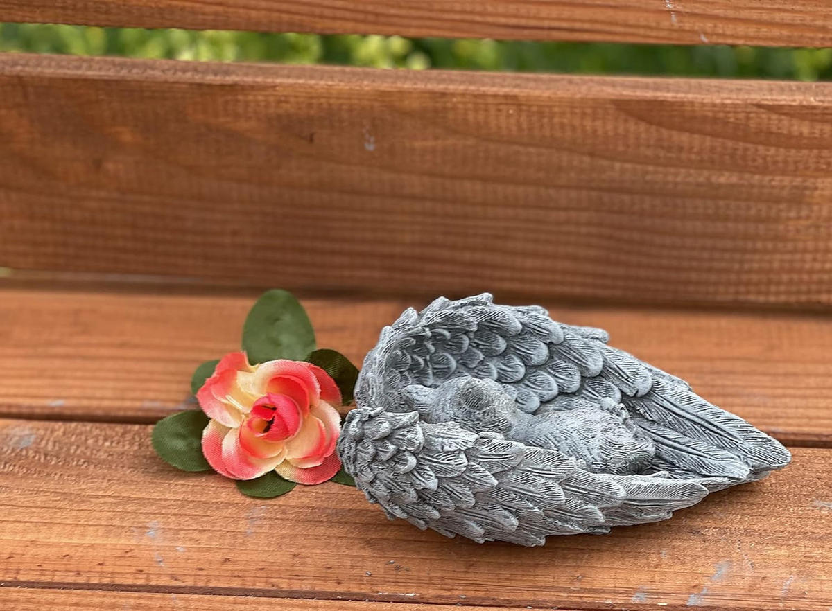 STEINFIGUR Katze im Flügel frostfest Steinguss Grabschmuck - Grau, Stein (11/5/8cm) - stoneandstyle