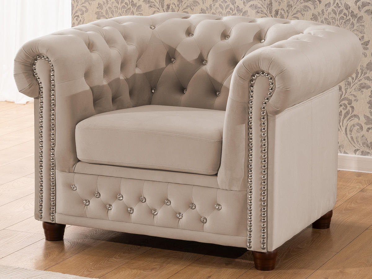 CHESTERFIELD-SESSEL Cleo Blink Beige Samt mit Kristallsteppung und braunen Massivholzfüßen - Beige/Braun, Holz/Textil (104/72/86cm) - S-Style Möbel