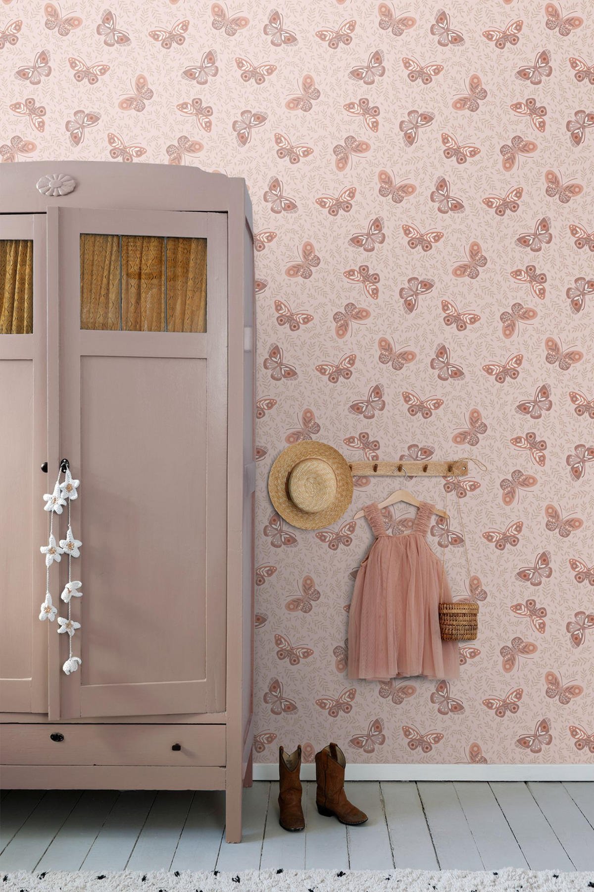 TAPETE Schmetterlinge 50 x 900 cm - Pink, Papier (50/0.1cm) - ESTAhome