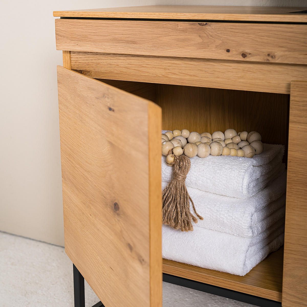 WASCHBECKENUNTERSCHRANK - Echtholzfurnier / Eisen, Eiche / Schwarz - Eichefarben, Holzwerkstoff (80/57/30cm) - home24