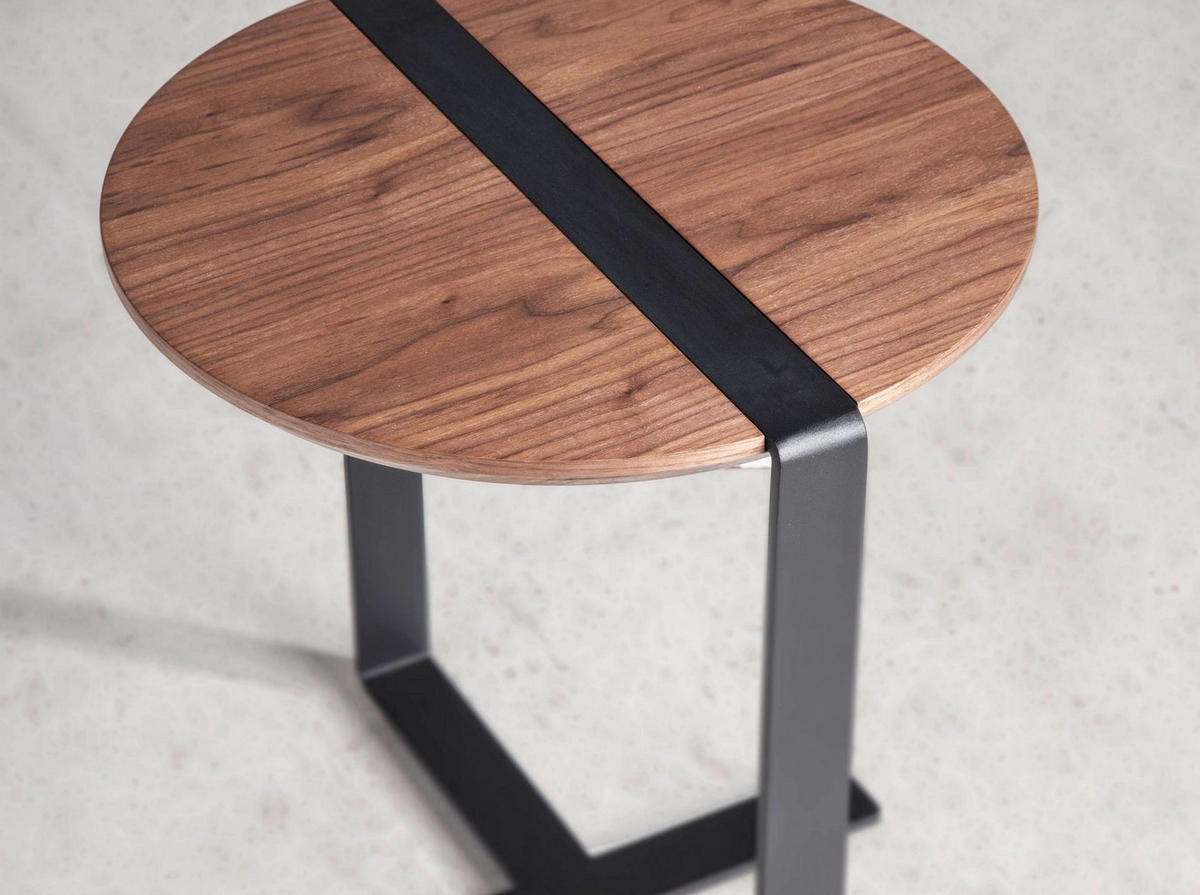 ECKTISCH Runder Nussbaum und schwarzer Stahl Ø50/52 cm - Nussbaumfarben/Walnussfarben, Holz/Holzwerkstoff (50/50/52cm) - ANGEL CERDA