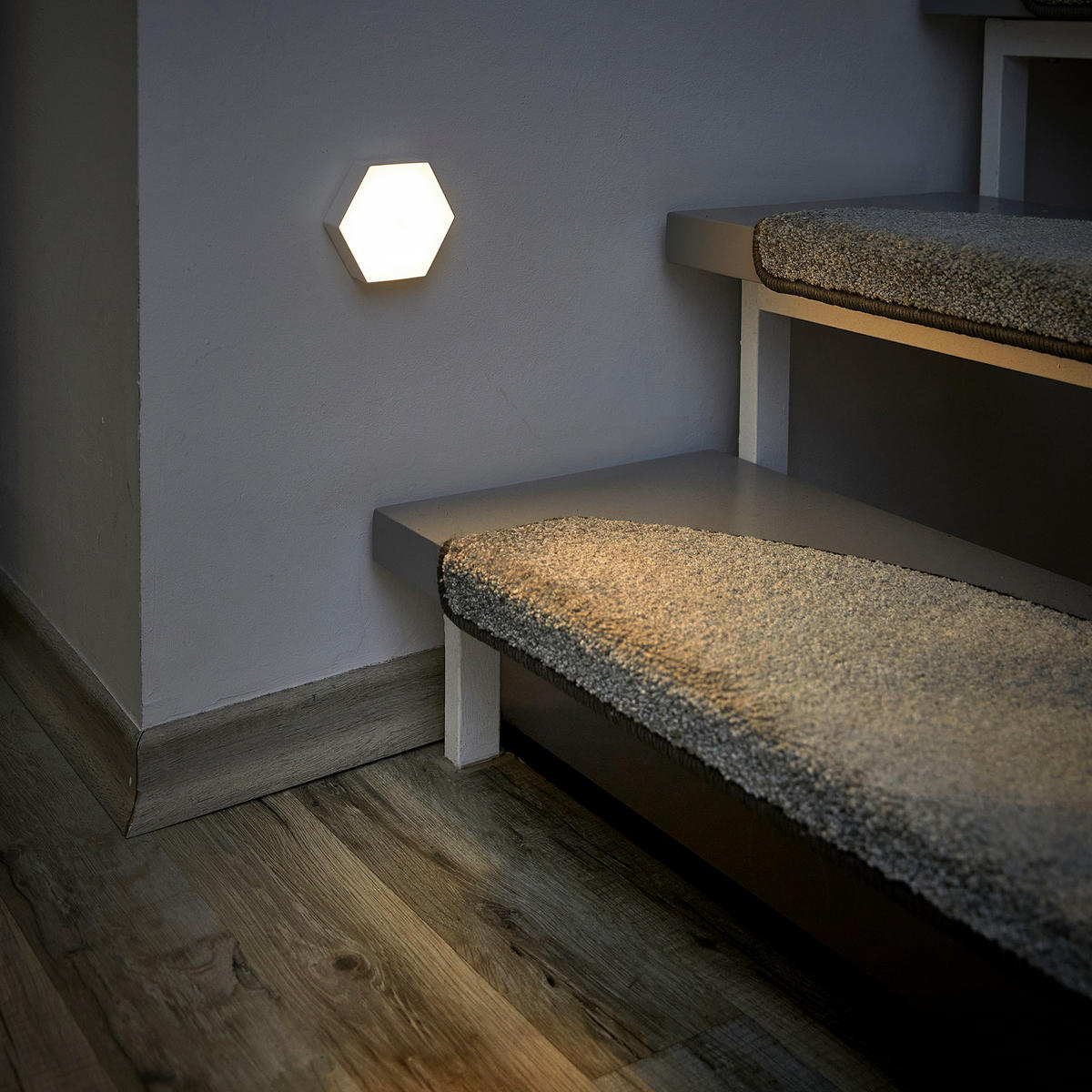 LED-BATTERIE-SENSORLEUCHTE - warmweiß mit Magnet für vielseitige Anwendungen wie Schrank und Tisch, 3er-Set - Weiß, Kunststoff (8.1/9.1/2.6cm) - Northpoint